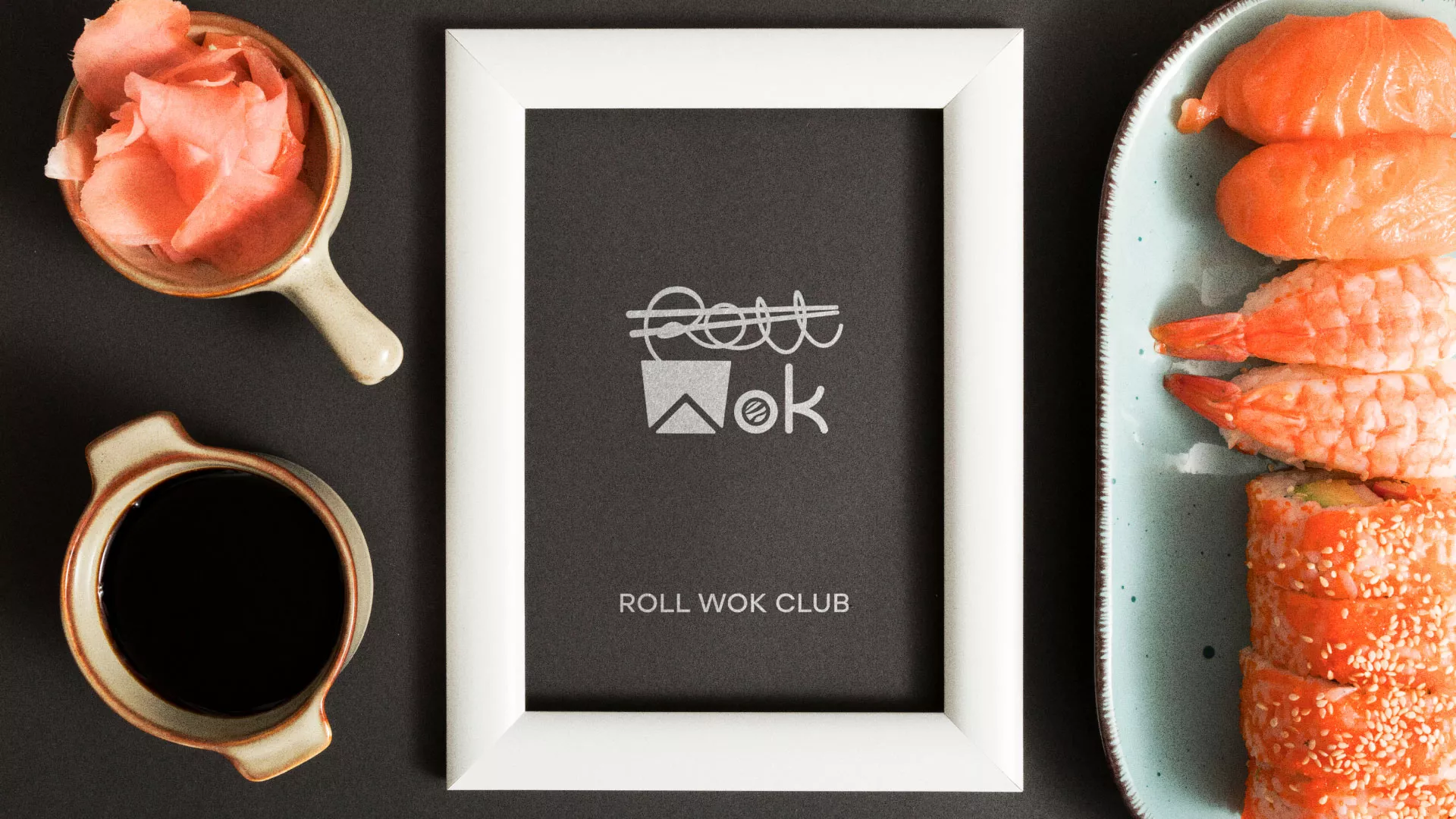 Разработка логотипа суши-бара «Roll Wok Club» в Геленджике